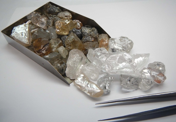 Lucapa Diamond Selection of Lulo Specials diamonds weighing 10 8 carats from the latest sale parcel