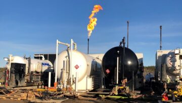 CE1_Gas_being_flared_during_initial_testing_operations_of_the_Calima-2_well