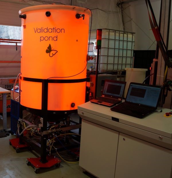 Pond Technologies LED Photobioreaktor Algen Mikroalgen Tiefutter