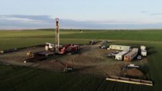 Saturn_Oil_and_Gas_-_Erdoel_Bohrung_Saskatchewan