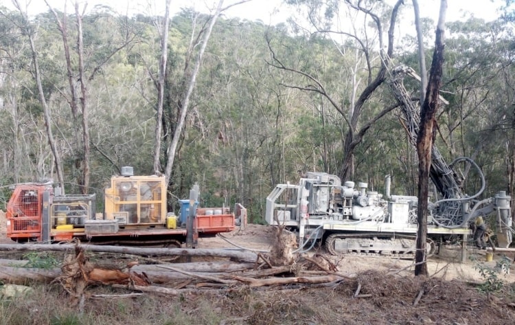 Queensland Gold Hills Aktuelle Bohrungen auf dem Projekt Big Hill in Queensland Australien 750 min