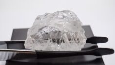 Lucapa Diamond: Weißer Diamant vom Typ IIa mit 150 Karat auf Lulo entdeckt