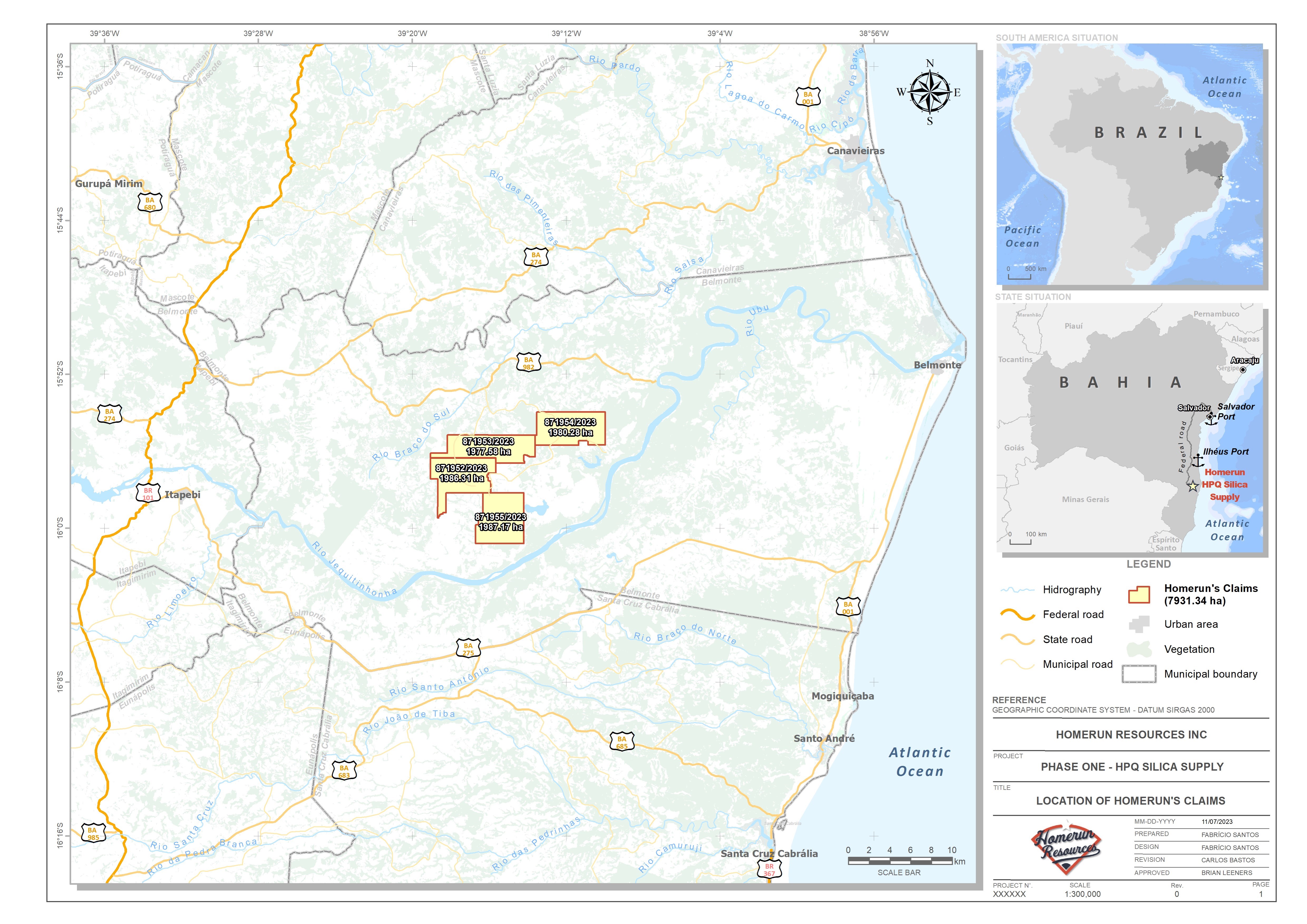 Das Bild zeigt eine detaillierte Landkarte mit den neuen Konzessionsgebieten von Homerun Resources in Brasilien, markiert in Rot. Zusätzliche Informationen wie Straßen, Gewässer und Städte sind ebenfalls abgebildet, neben einer Legende und einem Einblick in die geografische Lage im Staat Bahia und Brasilien.